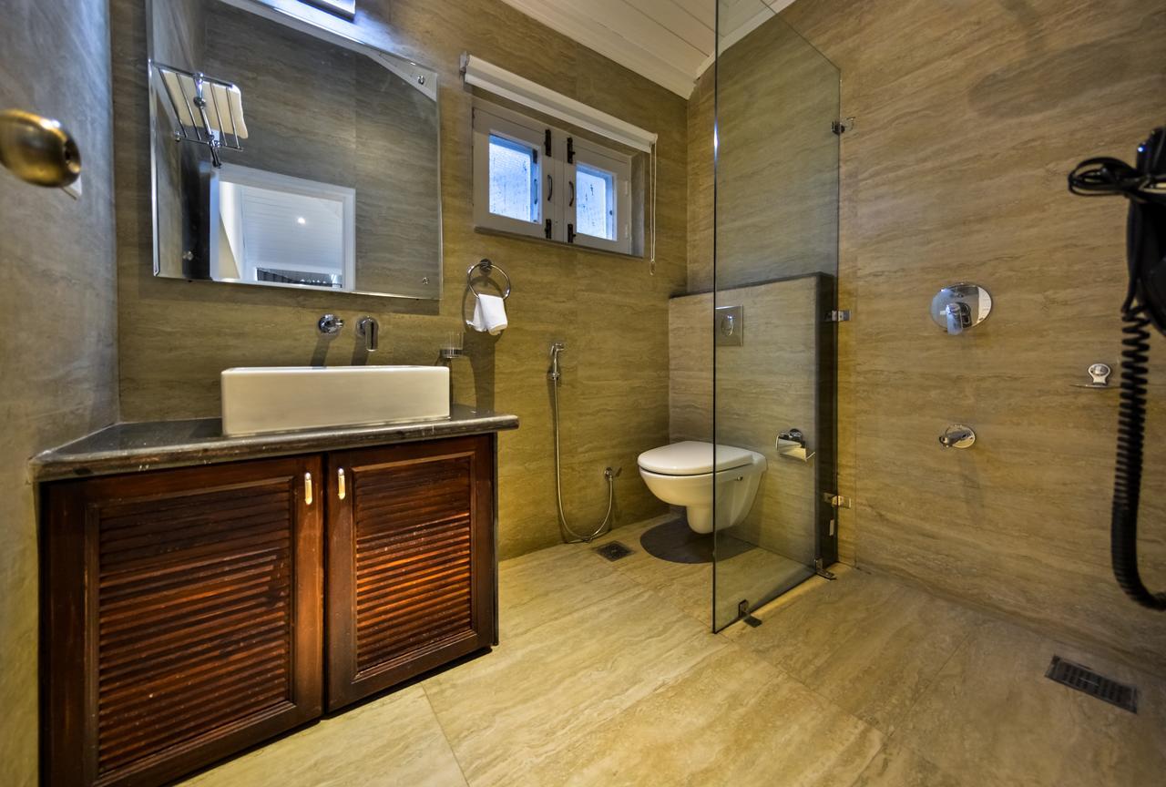 Hotel Metropolis Srinagar  Luaran gambar
