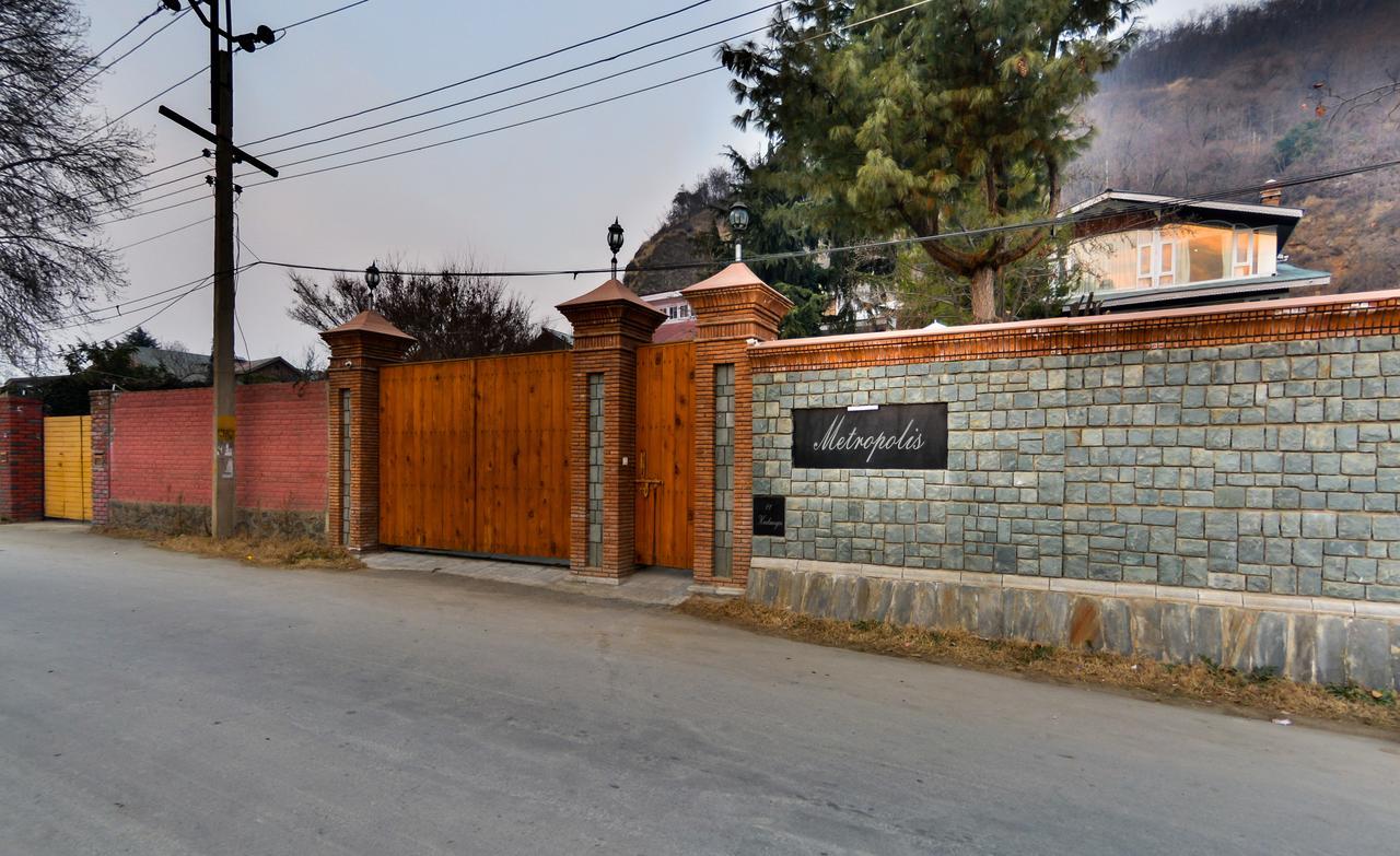 Hotel Metropolis Srinagar  Luaran gambar