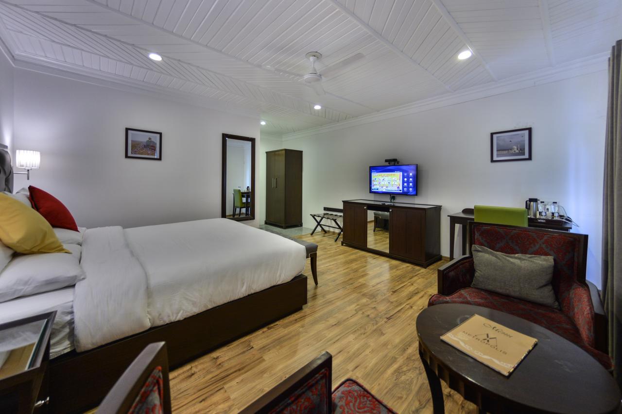 Hotel Metropolis Srinagar  Luaran gambar