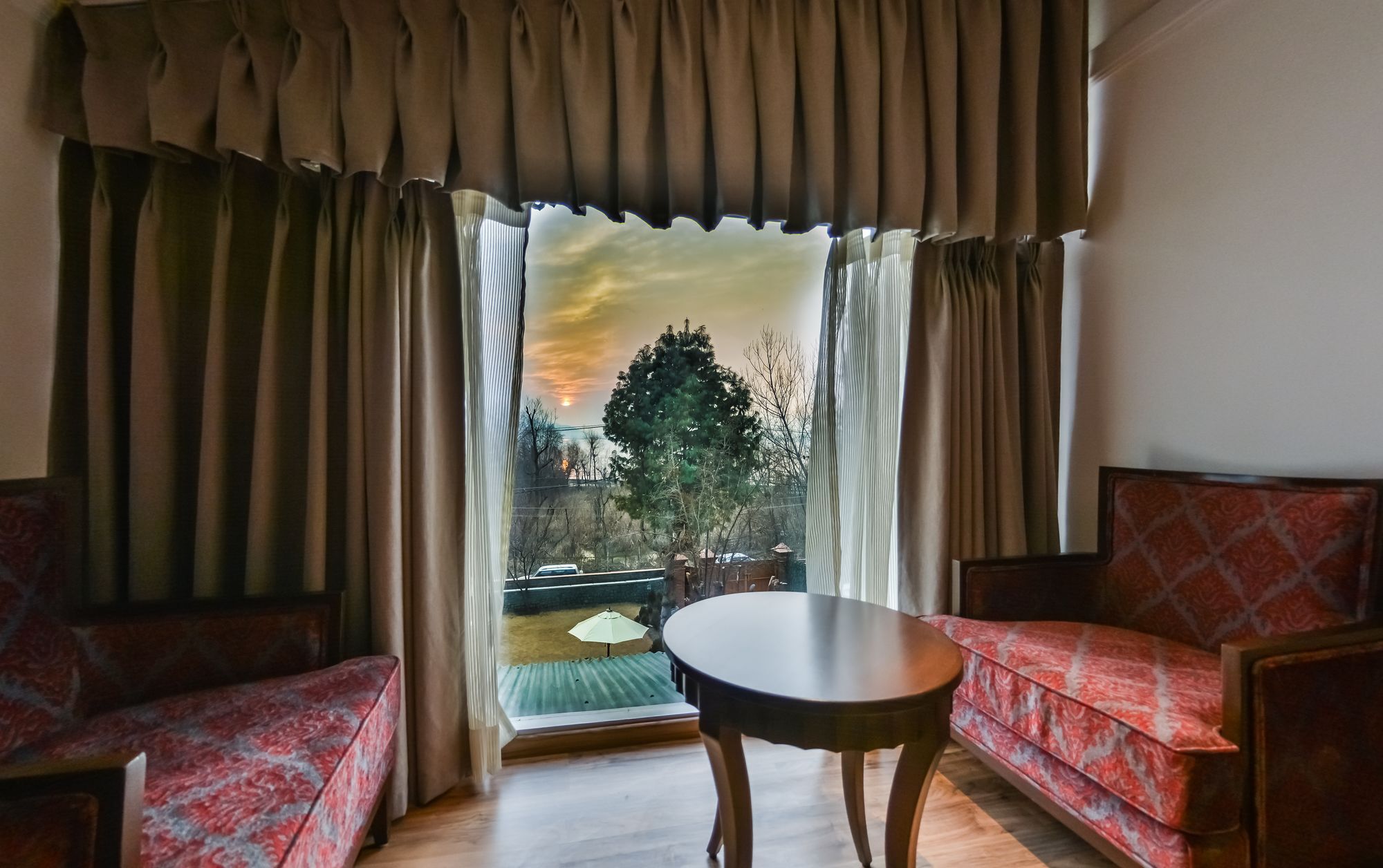 Hotel Metropolis Srinagar  Luaran gambar